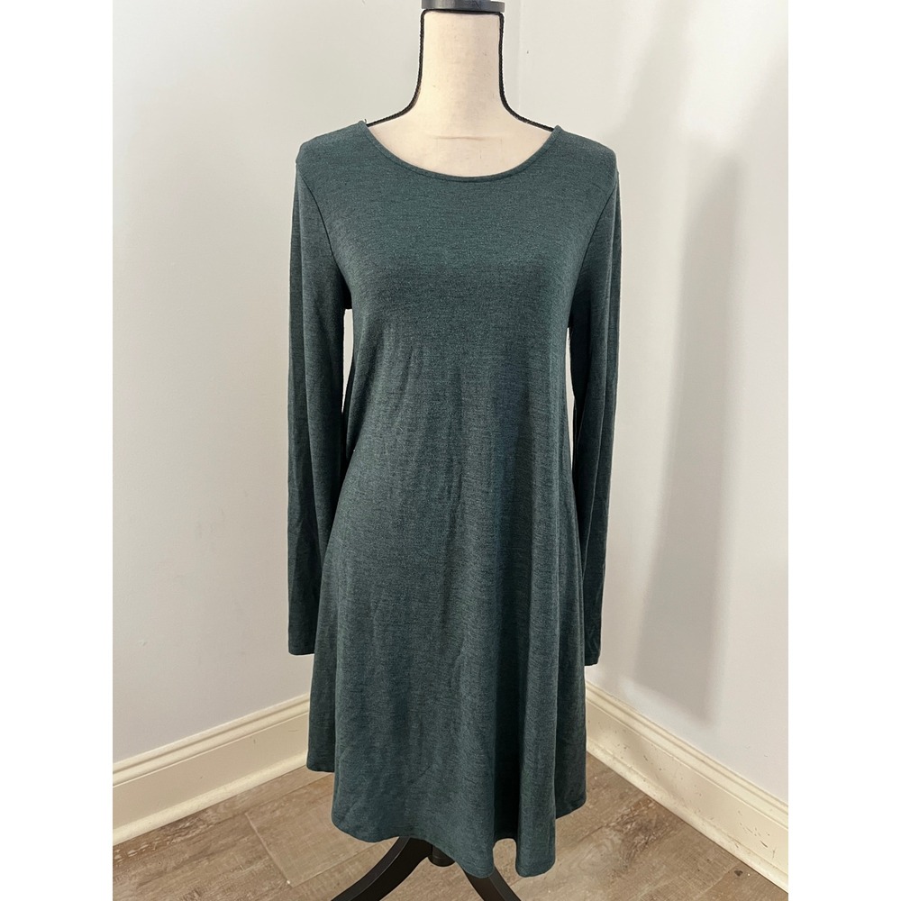 Dark Green Long Sleeve Swing Dress Medium Elevated Basic Minimalist Fall Preppy